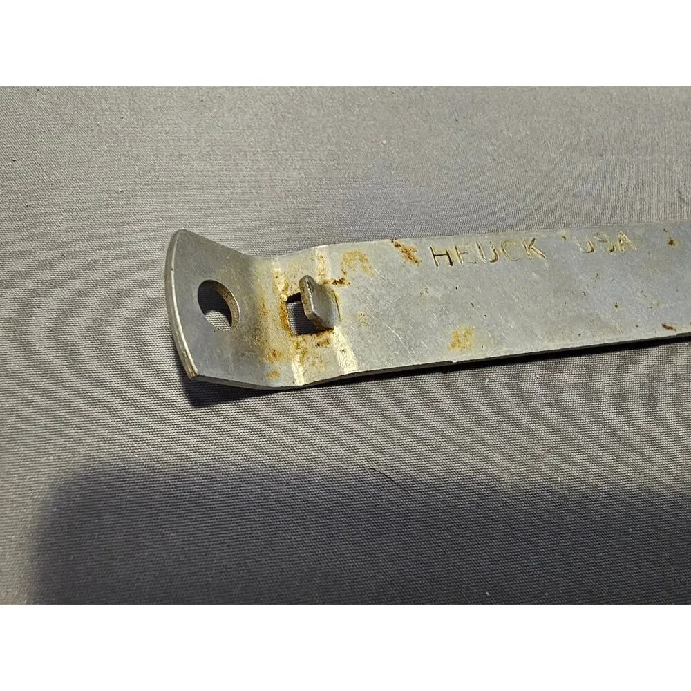 Vintage Heuck 4-1/4 in Bottle Opener - USA